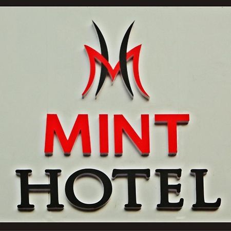 Mint Hotel Chandīgarh Exterior foto