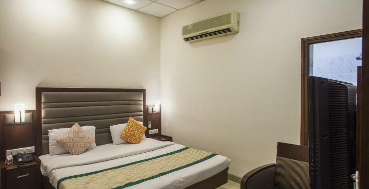 Mint Hotel Chandīgarh Exterior foto